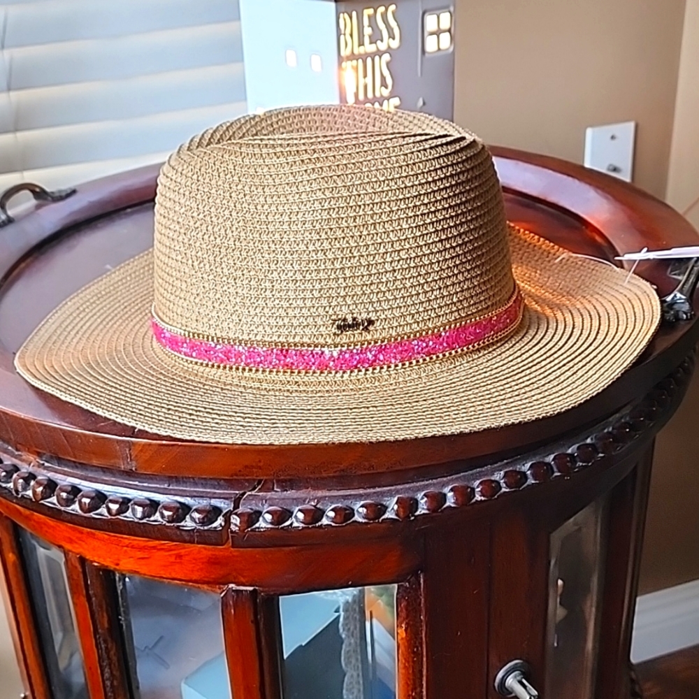 Juicy Couture Hat NWT